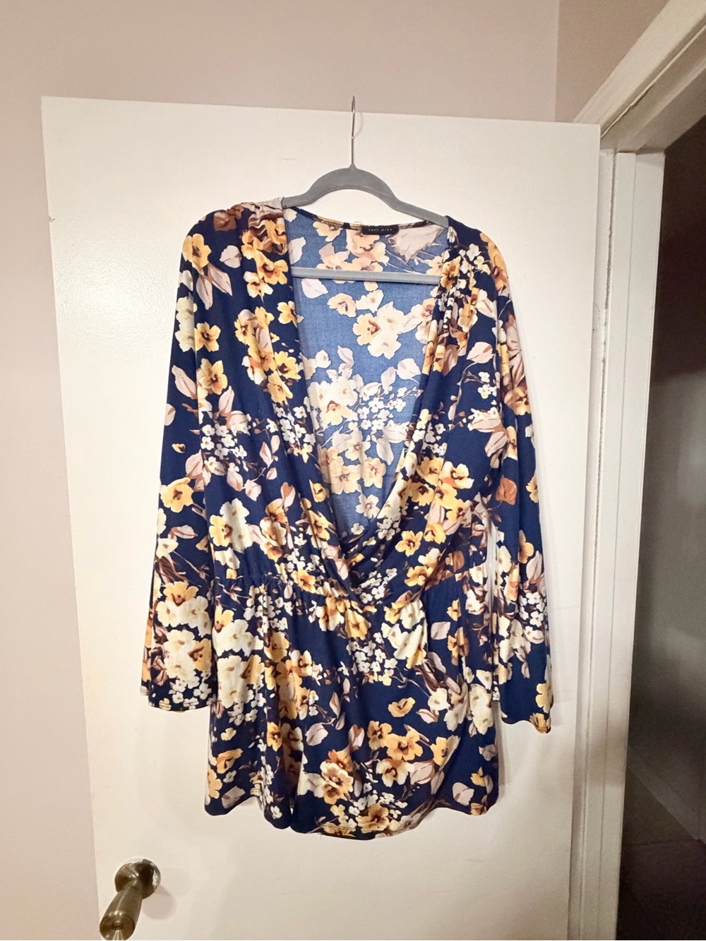 Floral V-Neck Navy Romper with Long Sleeves